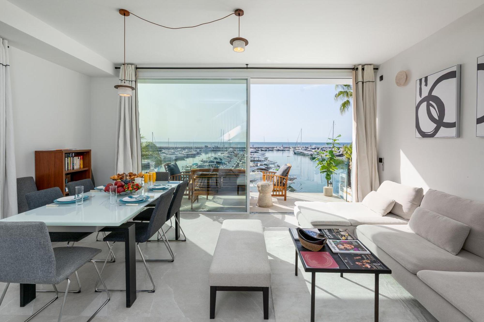 243-Fully Renovated-Puerto Banus Marbella Front Line Penthouse Apartamento Exterior foto