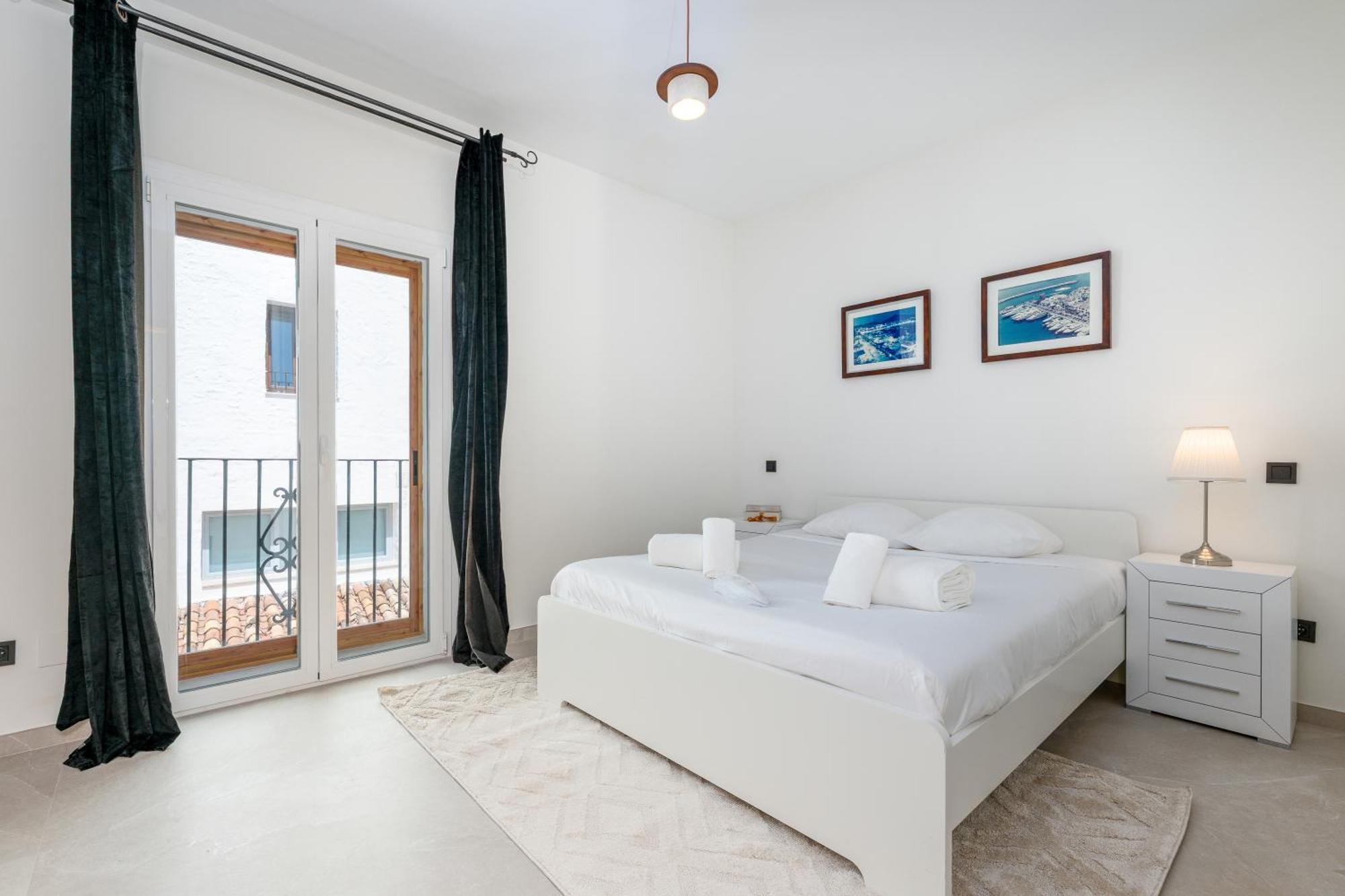 243-Fully Renovated-Puerto Banus Marbella Front Line Penthouse Apartamento Exterior foto