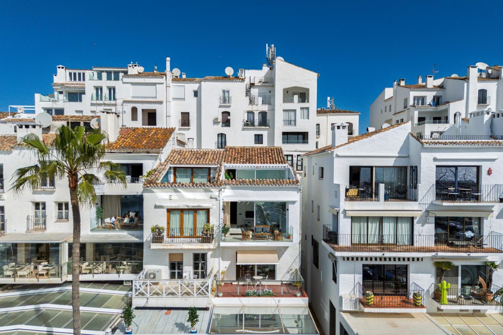 243-Fully Renovated-Puerto Banus Marbella Front Line Penthouse Apartamento Exterior foto