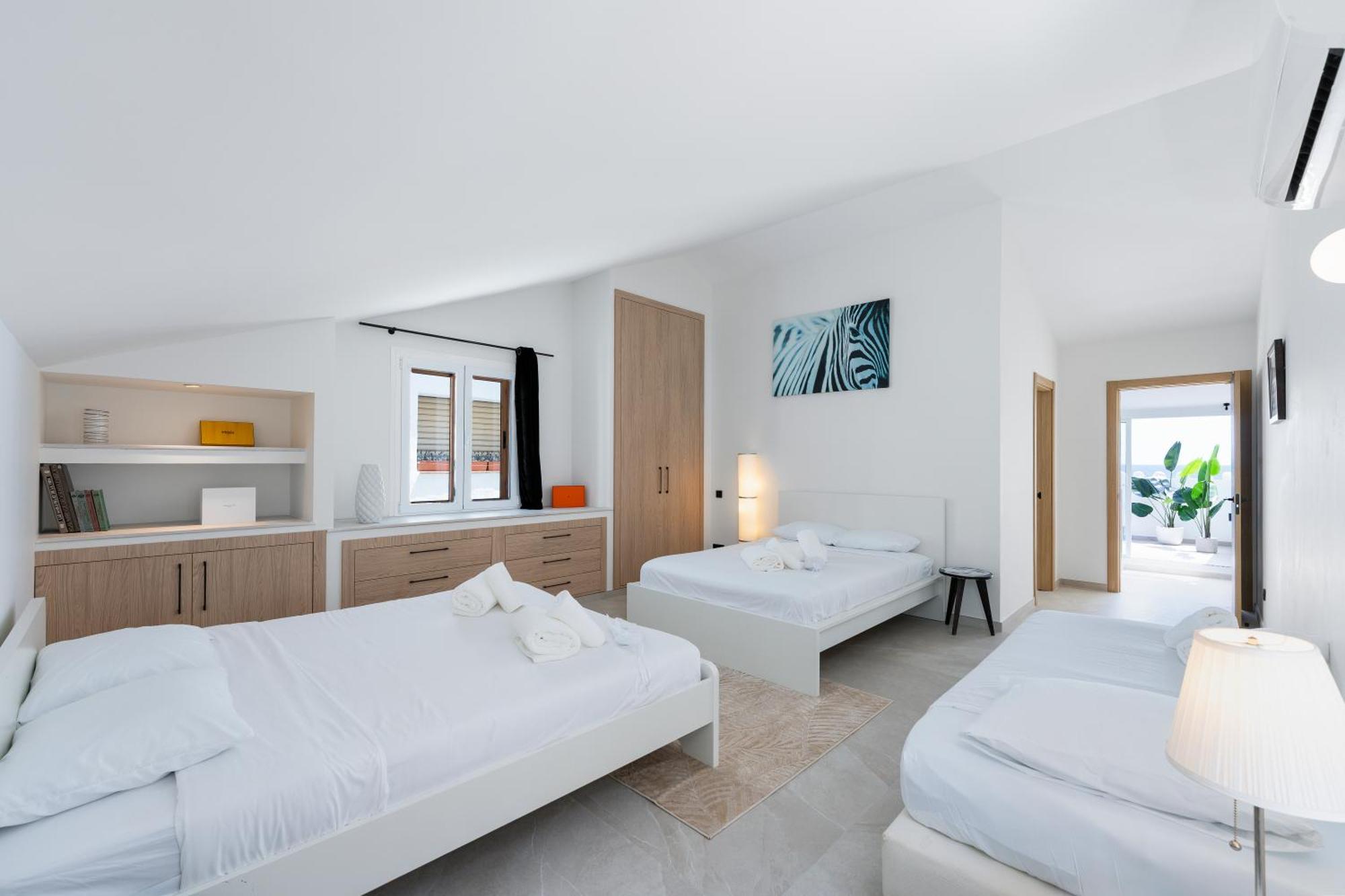 243-Fully Renovated-Puerto Banus Marbella Front Line Penthouse Apartamento Exterior foto