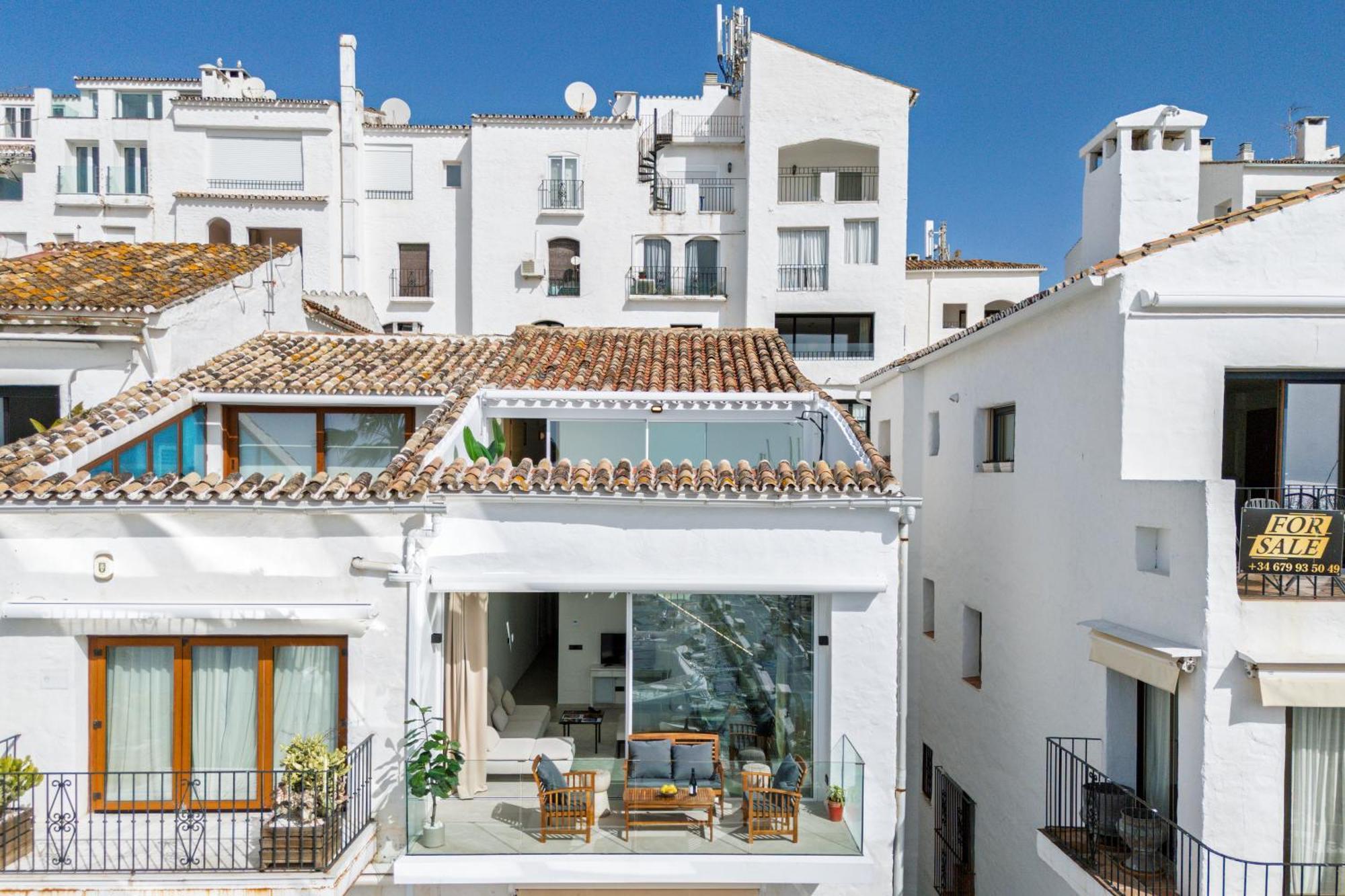 243-Fully Renovated-Puerto Banus Marbella Front Line Penthouse Apartamento Exterior foto