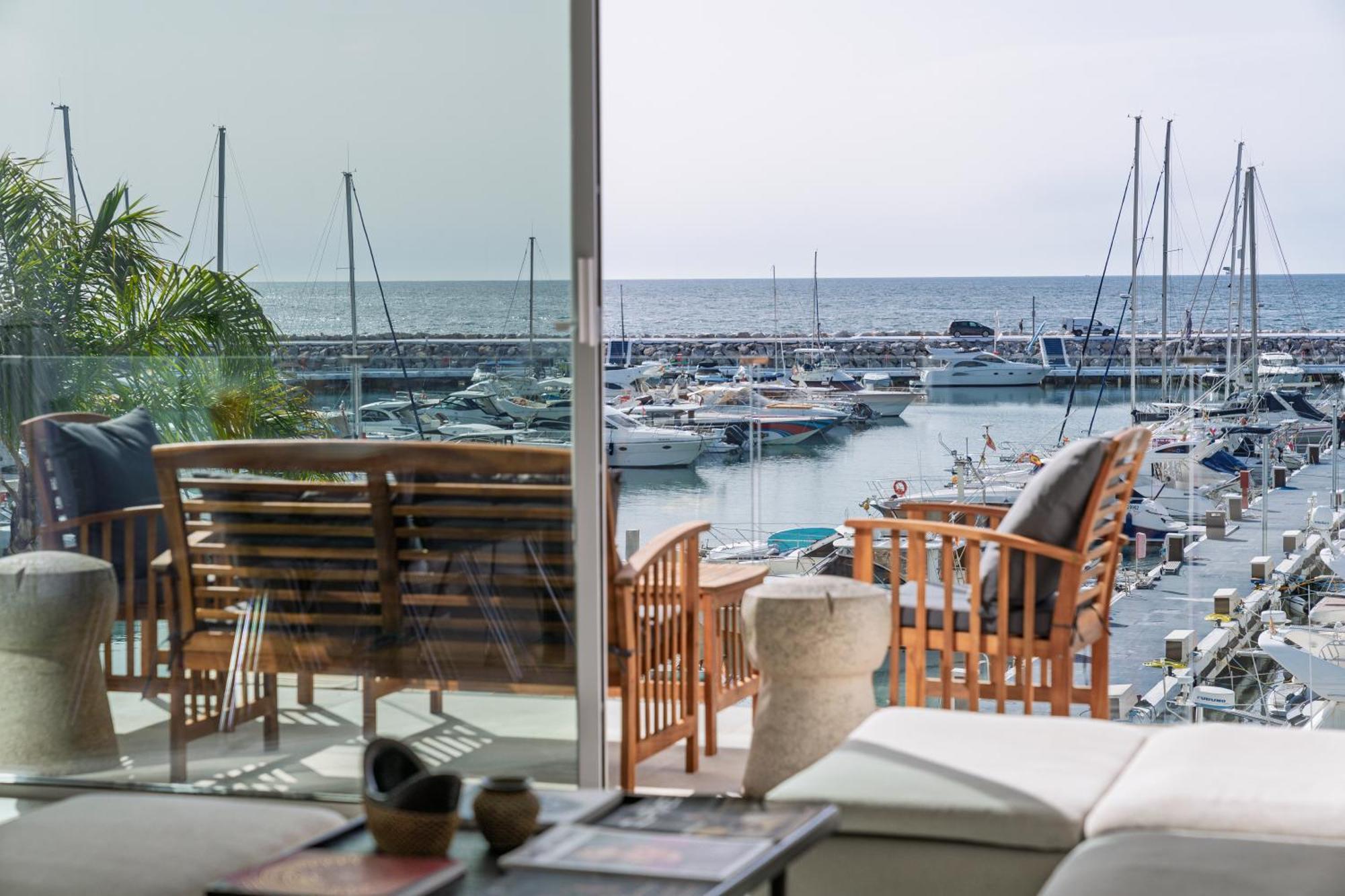 243-Fully Renovated-Puerto Banus Marbella Front Line Penthouse Apartamento Exterior foto