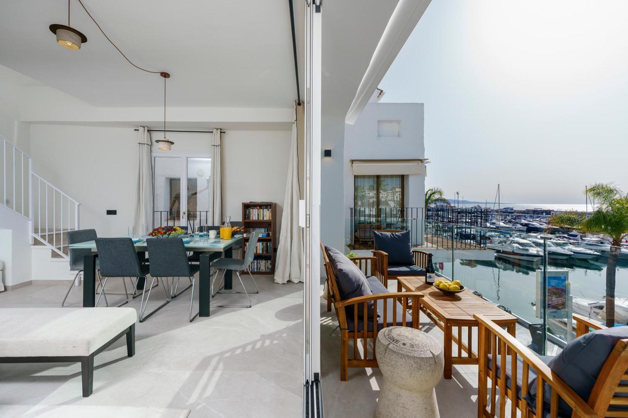 243-Fully Renovated-Puerto Banus Marbella Front Line Penthouse Apartamento Exterior foto